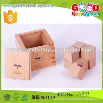 Brinquedos para crianças de venda a quente 7 * 7 * 6.8cm tamanho gabe brinquedos OEM cubo dividido de madeira natural